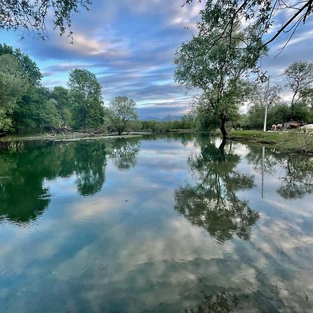 Lake View Apartment Dodosi エクステリア 写真